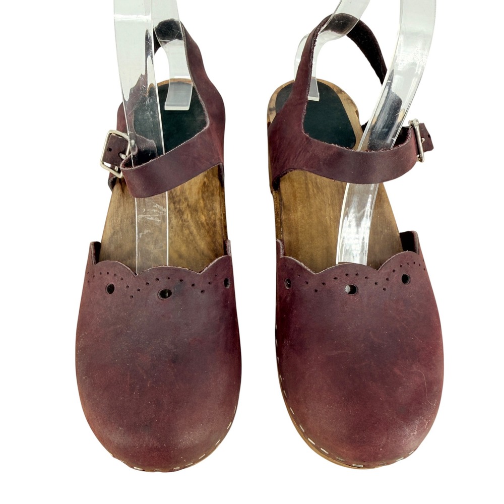 Shoes - Picture 3 of 7